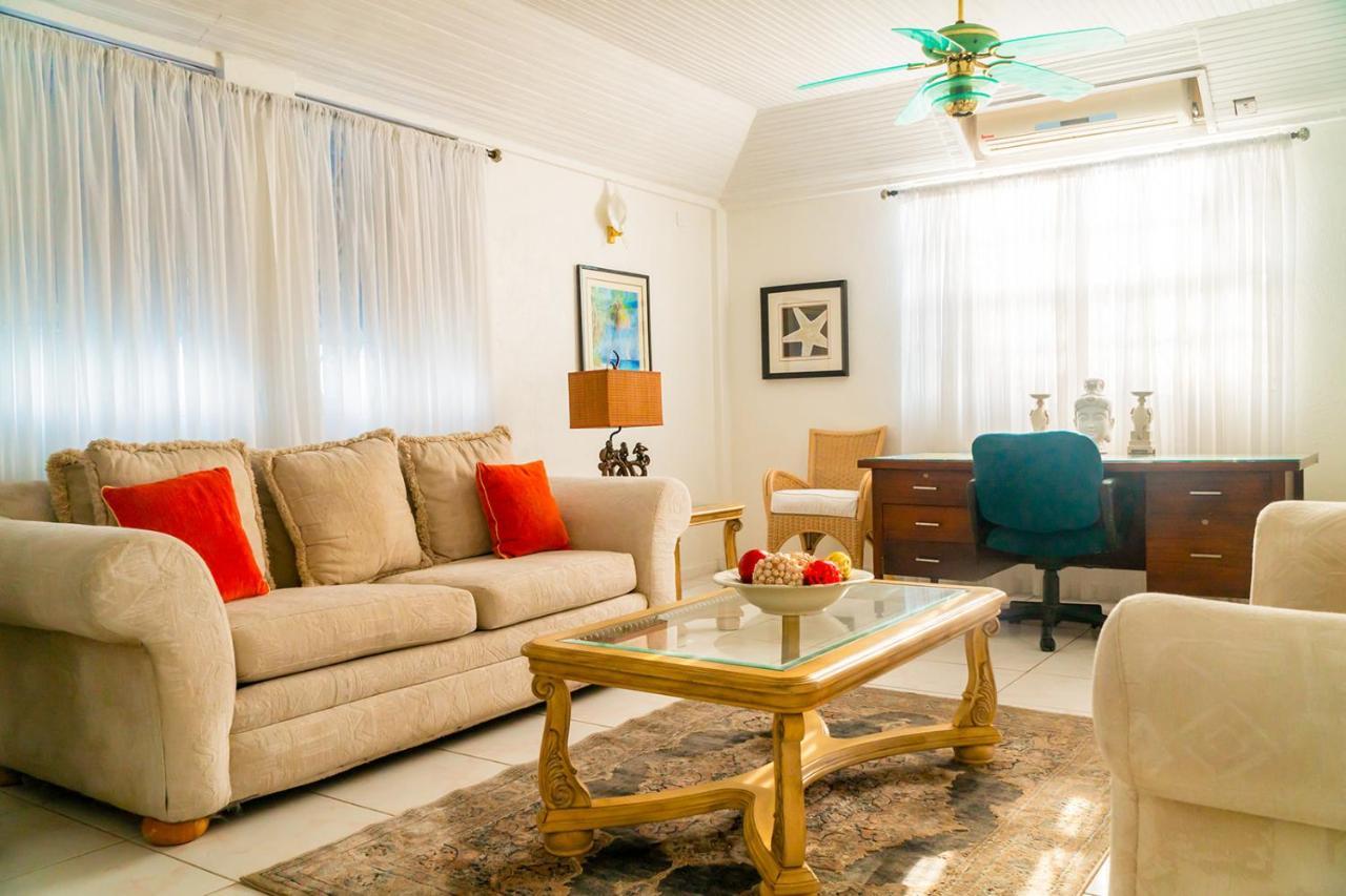 Banyan Beach House Villa Бриджтаун Экстерьер фото