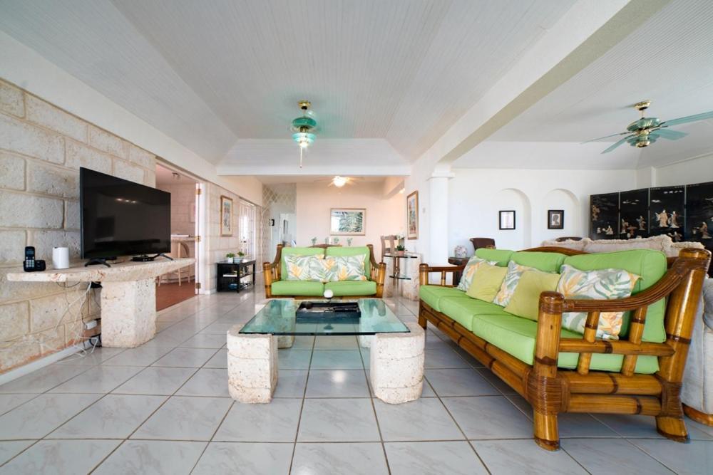 Banyan Beach House Villa Бриджтаун Экстерьер фото