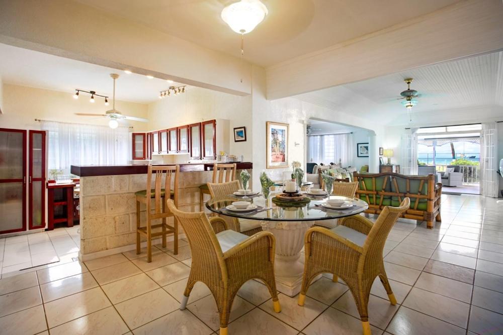 Banyan Beach House Villa Бриджтаун Экстерьер фото